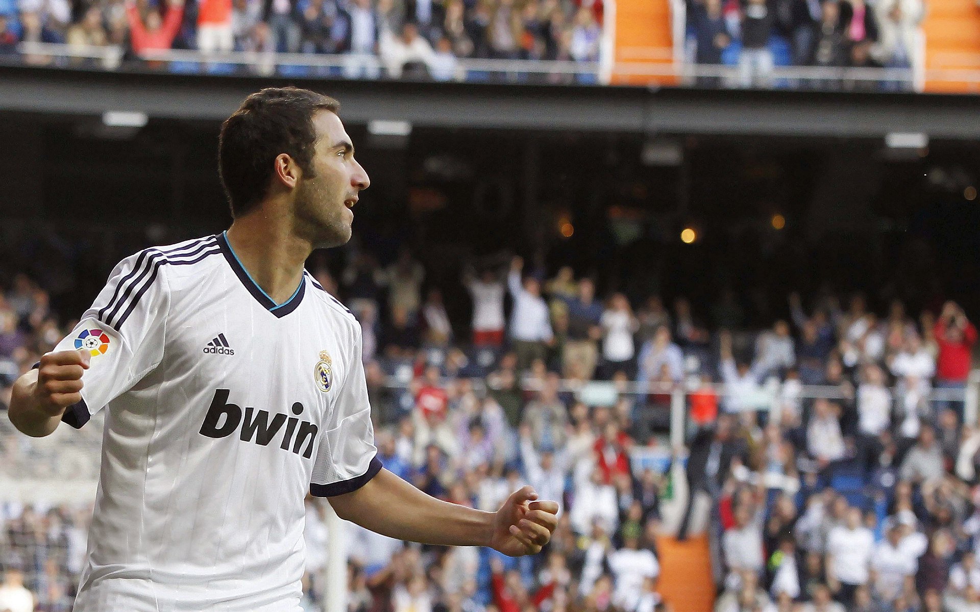 哈兰德连续19场破门，英超攻城拔寨，势不可挡，哈兰德足球