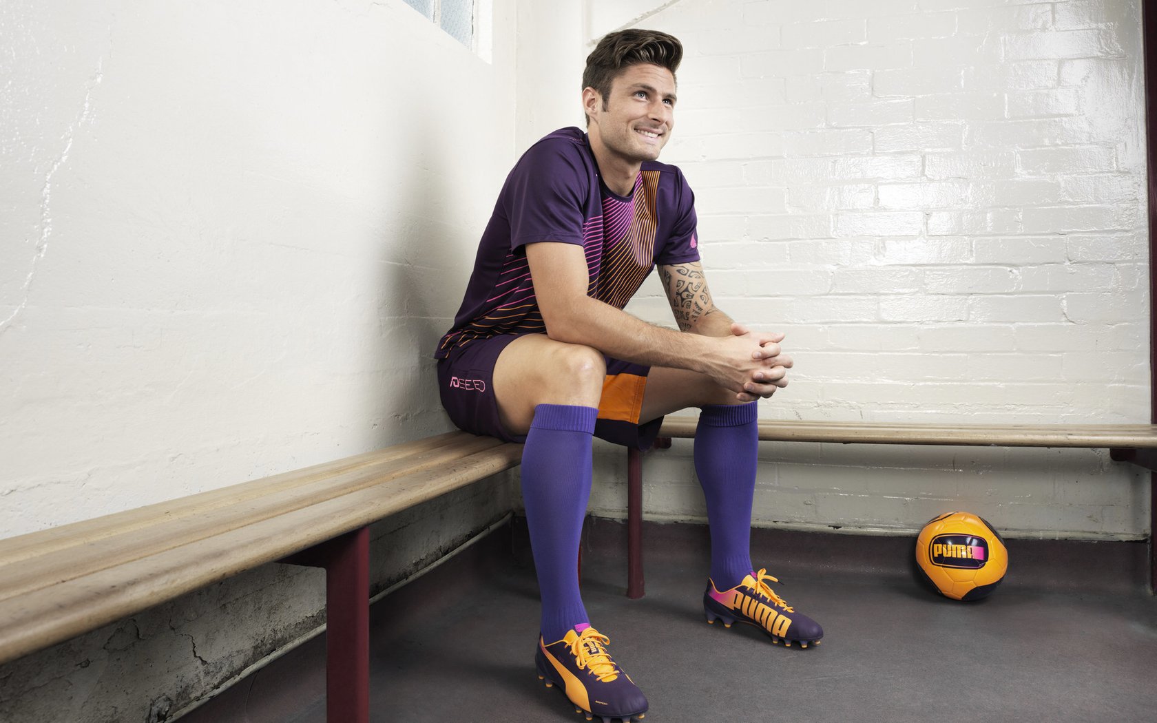 西甲夜赛，精彩远射与守门神扑救精彩绝伦，西甲守门员排名